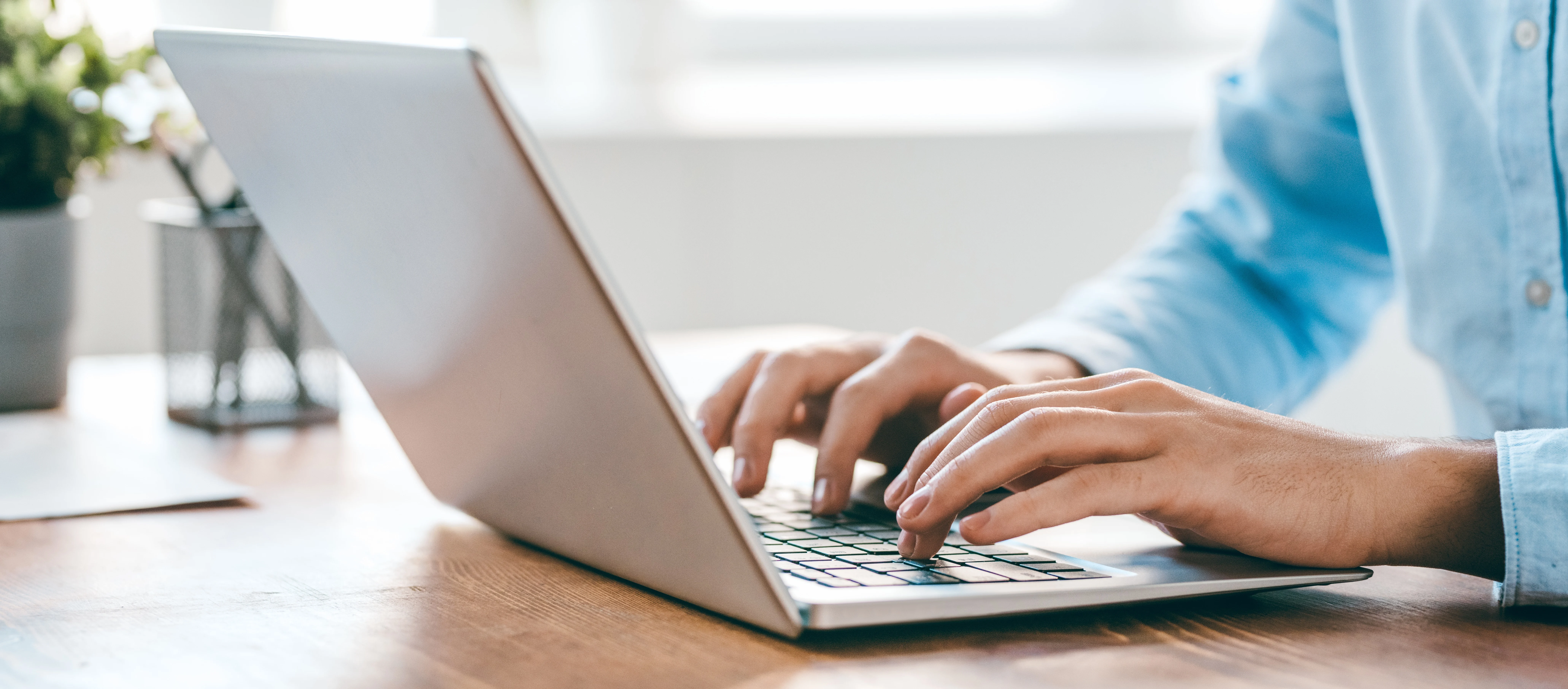 Aa Alicia Administratif Assistance Administrative Laval AdobeStock 298721128 2023 05 23 104014 Dqht